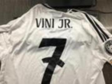 real madrid shirt original large new vini jr beschikbaar voor biedingen