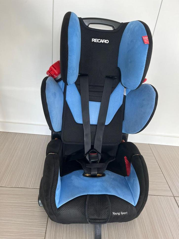 Siege auto Recaro young sport evolutif, Enfants & Bébés, Sièges auto, Utilisé, Autres marques, Ceinture de sécurité, Dossier réglable