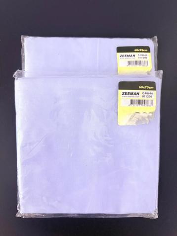 2 Kussenslopen Licht Blauw 60x70 beschikbaar voor biedingen