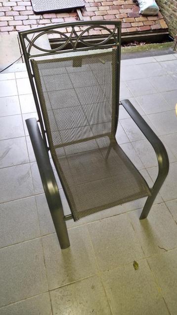 tuinstoelen beschikbaar voor biedingen