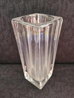 Kubusvormige vaas van Sevres Paris, Antiek en Kunst, Antiek | Glaswerk en Kristal, Ophalen of Verzenden