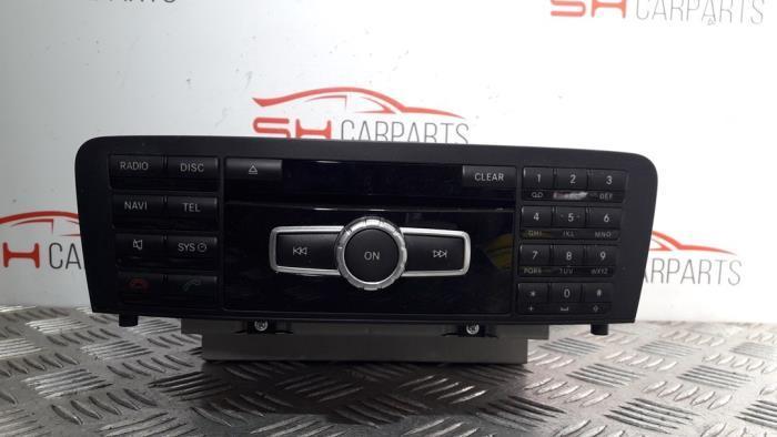 Navigatie Systeem van een Mercedes CLA, Auto-onderdelen, Elektronica en Kabels, Mercedes-Benz, Gebruikt, 3 maanden garantie, Ophalen of Verzenden