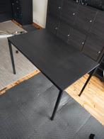 Tafel met 4 stoelen + 4 kussens, Ophalen