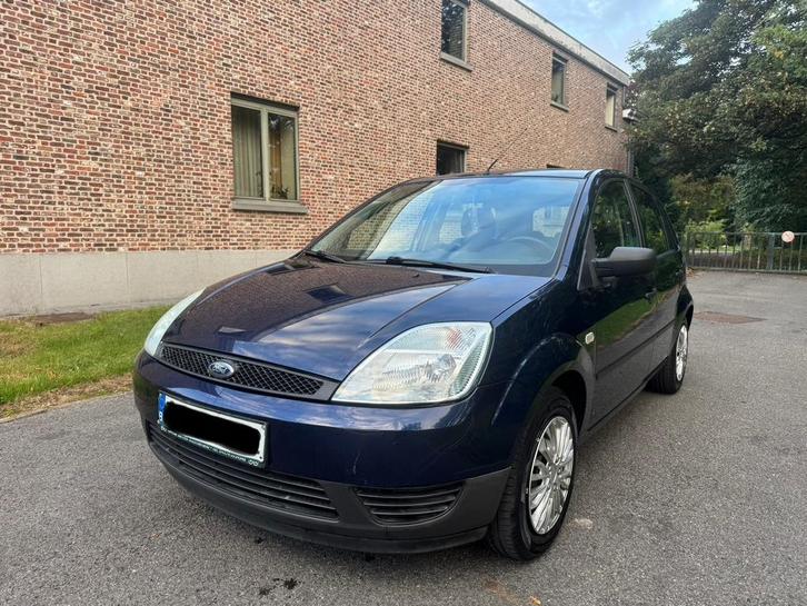 Ford fiesta 1.4 essence 2004 69.000km boite automatique 5P, Auto's, Ford, Particulier, Fiësta, Airconditioning, Benzine, Euro 4