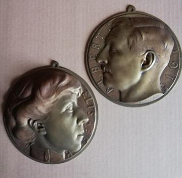 Bronzen plaquette Koningin Elisabeth en Koning Albert I