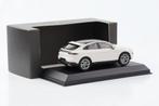 1:43 Norev Porsche Cayenne e-hybrid Coupé 2019 white, Hobby & Loisirs créatifs, Voitures miniatures | 1:43, Comme neuf, Voiture