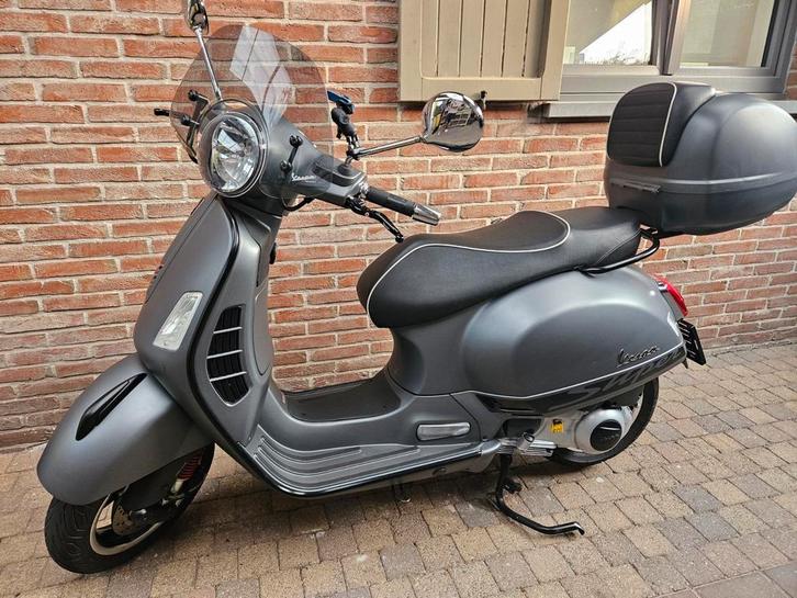 Vespa 300 GTS Supersport in zeer goede staat - 2015, Motoren, Motoren | Overige merken, Particulier, Ophalen