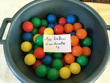 diverse soorten ballen aan spotprijzen beschikbaar voor biedingen