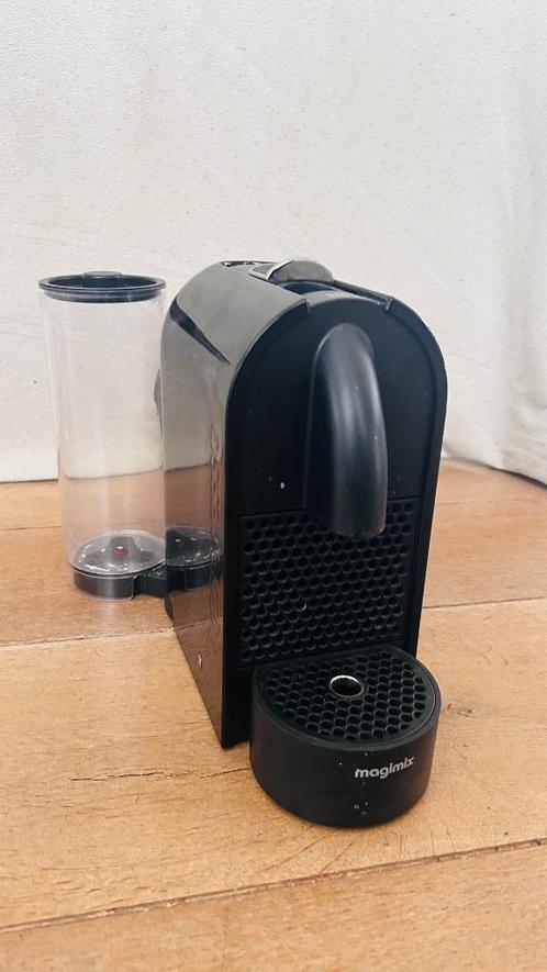 Nespresso - Magimix, Elektronische apparatuur, Koffiezetapparaten, Gebruikt, Koffiepads en cups, Koffiemachine, 4 tot 10 kopjes