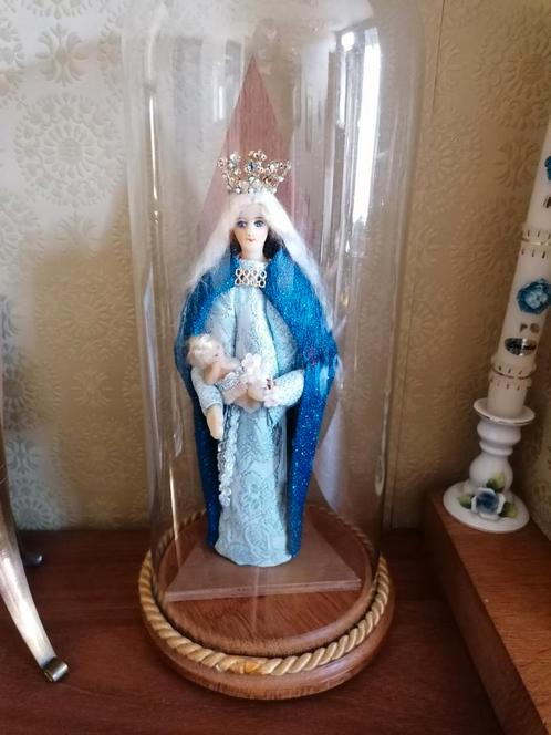 Vierge et l enfant Jesus dans globe ancien, Antiquités & Art, Antiquités | Objets religieux, Enlèvement