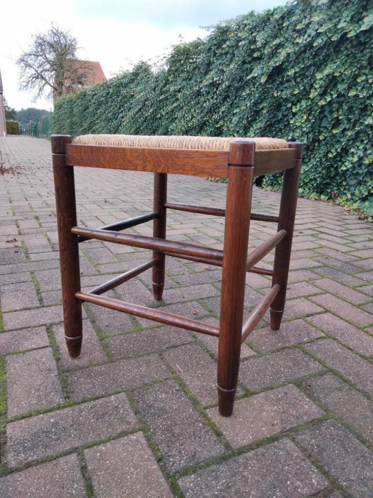 Vintage houten kruk stool tabouret rieten zitting, Huis en Inrichting, Woonaccessoires | Overige, Gebruikt, Ophalen of Verzenden