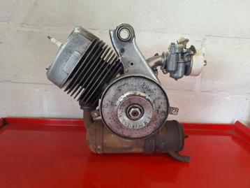 Peugeot 103 motor. beschikbaar voor biedingen