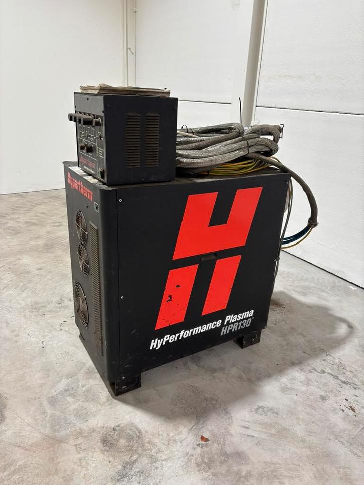 Hypertherm Hyperformance Plasma HPR 130 Plasmabron snijder, Zakelijke goederen, Machines en Bouw | Metaalbewerking, Ophalen