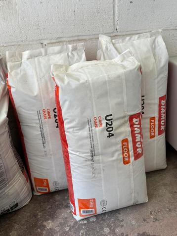 3 zakken diamur chape 25kg, Ophalen