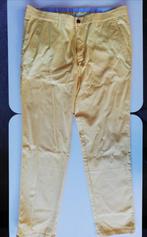 1 X GEDRAGEN: Westbury 54 gele katoenen stretch herenbroek, Kleding | Heren, Broeken en Pantalons, Ophalen of Verzenden, Zo goed als nieuw