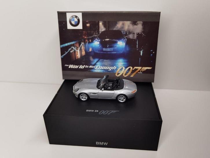 BMW Z8 JAMES BOND 007 TWINE 1/43 MINICHAMPS Neuve+Boite, Hobby en Vrije tijd, Modelauto's | 1:43, Nieuw, Auto, MiniChamps, Ophalen of Verzenden