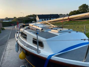 Kajuitzeilboot zeiljacht, zeer goede staat + trailer, Enlèvement