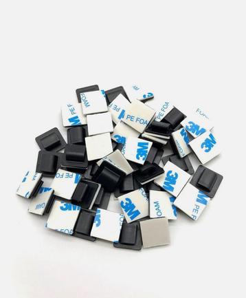 80 stuks zelfklevende kabelklemmen beschikbaar voor biedingen