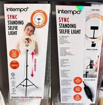 Ringlamp nieuw verpakt beschikbaar voor biedingen