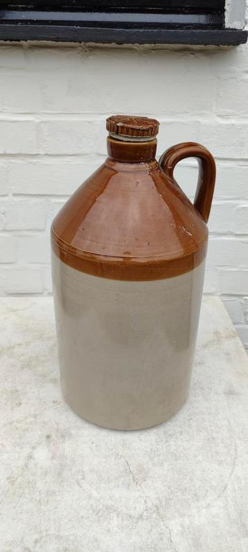 Engelse Kruik ( arrow teken ) 1944 beschikbaar voor biedingen