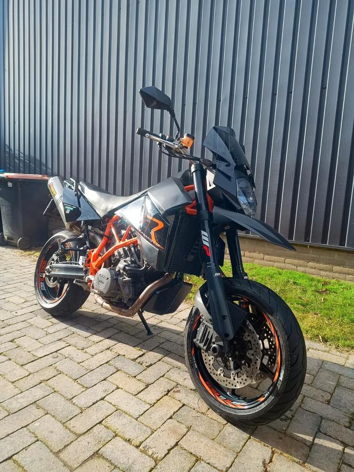 KTM 950 SM-R 950 2010. Ready to race!, Motoren, Motoren | KTM, Particulier, SuperMoto, meer dan 35 kW, 2 cilinders, Motorrijbewijs A