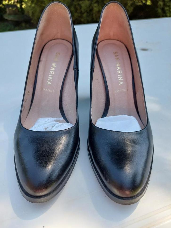 SAN MARINA/ VERA PELLE pt39 pompen, Kleding | Dames, Schoenen, Zo goed als nieuw, Pumps, Zwart, Ophalen of Verzenden