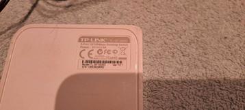 TP Link switch 10/100 beschikbaar voor biedingen
