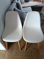 Lot 2 chaises scandinaves, Huis en Inrichting, Stoelen, Ophalen, Gebruikt, Twee, Wit
