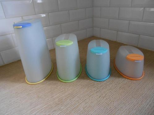 tupperware special serie 4 luchtdichte dozen - H, Huis en Inrichting, Keuken | Tupperware, Ophalen of Verzenden