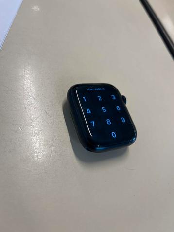 Apple Watch Series 9 Midnight M-L 45mm beschikbaar voor biedingen