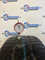 2x Pirelli Scorpion Winter MOE RFT 235/55 R19 101H 235/55/19, 19 inch, Gebruikt, 235 mm, Band(en)
