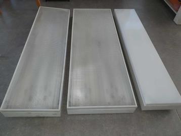 Retro vintage oude tl - armaturen beschikbaar voor biedingen