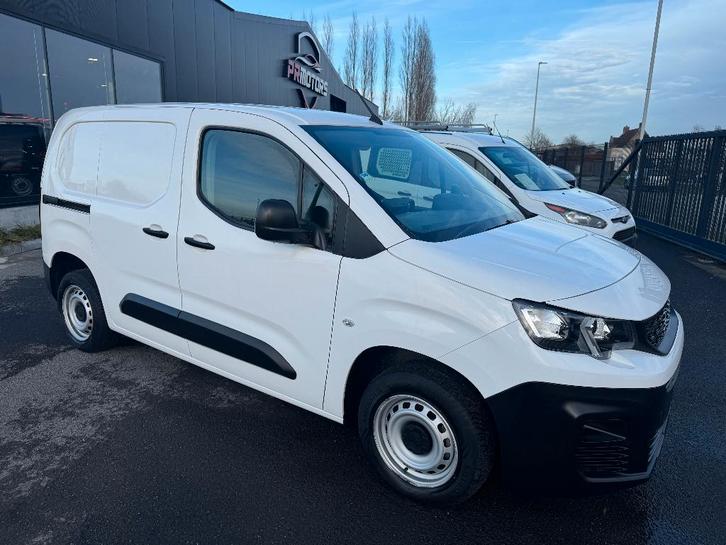 Peugeot Partner 1.5 hdi 1st eig ohboek airco cruise carplay, Auto's, Bestelwagens en Lichte vracht, Bedrijf, Te koop, ABS, Airbags