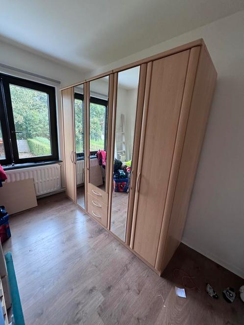 Grande armoire d’excellente qualité, Huis en Inrichting, Kasten | Overige, Gebruikt, Ophalen