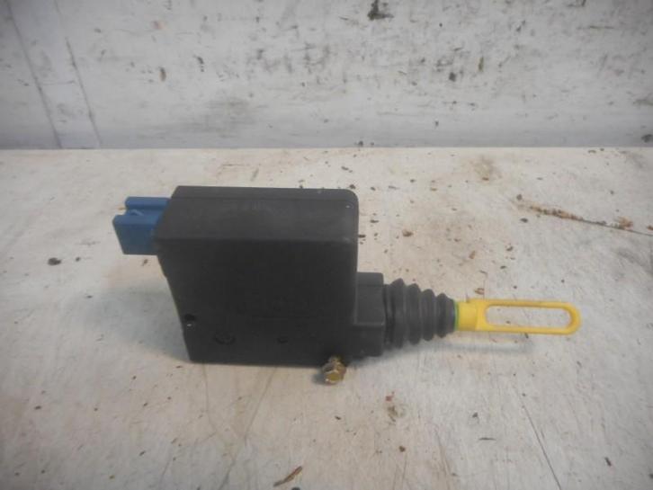 VEROUILLAGE CENTRALISEE CAPOT MOTEUR 9-5 (YS3E) (40705370), Autos : Pièces & Accessoires, Autres pièces automobiles, Saab, Utilisé