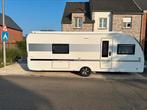 Zo goed als nieuwe caravan Adria Adora 613UT, Caravans en Kamperen, Bedrijf, Airco, Adria