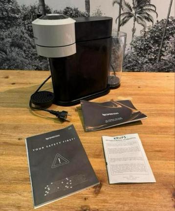 Nespresso vertuo met nog garantie !VASTE PRIJS!, Elektronische apparatuur, Koffiezetapparaten, Ophalen, Zo goed als nieuw