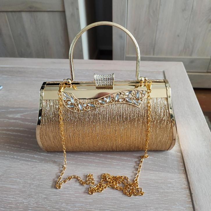 Pochette de luxe pour les fêtes, etc. (Encore nouveau), Bijoux, Sacs & Beauté, Sacs | Sacs Femme, Neuf, Sac à bandoulière, Autres couleurs