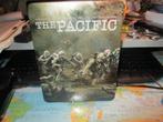 Le Pacifique, 10 pièces, boîte en acier à 6 disques, Comme neuf, Coffret, Enlèvement ou Envoi, Oorlog