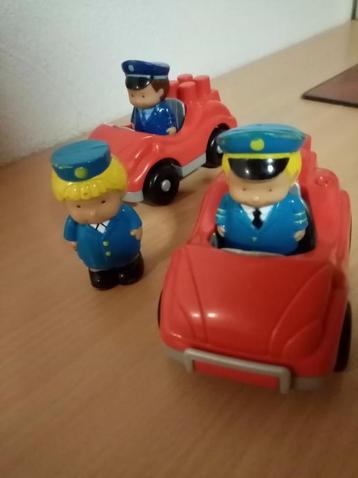 Ecoiffier Abrick : 2 politiewagens + 3 politie-agenten beschikbaar voor biedingen