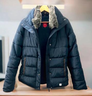 Veste d'hiver New S.Oliver taille 176/L disponible aux enchères