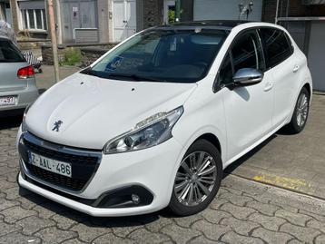 Peugeot 208 06/2018 1.2 Benzine AIRCO OPENDAK  beschikbaar voor biedingen