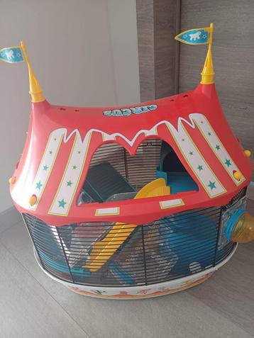 Hamsterkot beschikbaar voor biedingen