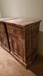 Landelijke nachtkastjes zo goed als nieuw, Huis en Inrichting, Ophalen