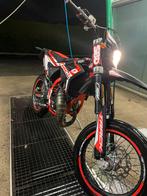 Beta rr50 Track 2023, Fietsen en Brommers, 6 versnellingen, Zo goed als nieuw, 50 cc, Ophalen