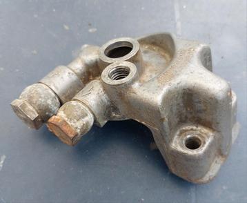 Mercedes 6150920108E brandstoffilterhouder beschikbaar voor biedingen