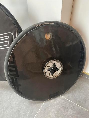 Ffwd carbon volwiel beschikbaar voor biedingen