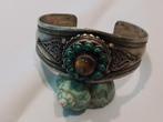 ANTIEKE MANCHET ARMBAND MET MALACHIET EN TIJGEROOG STEEN, Bijoux, Sacs & Beauté, Bijoux anciens, Enlèvement, Autres matériaux