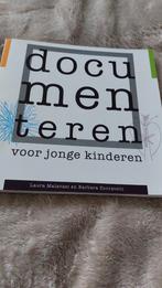Laura Malavasi - Documenteren voor jonge kinderen, Ophalen of Verzenden, Zo goed als nieuw, Laura Malavasi; Barbara Zoccatelli