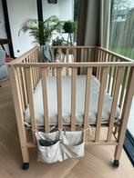 Box / park voor baby in hout, Kinderen en Baby's, Babyparken, Ophalen, Wieltjes